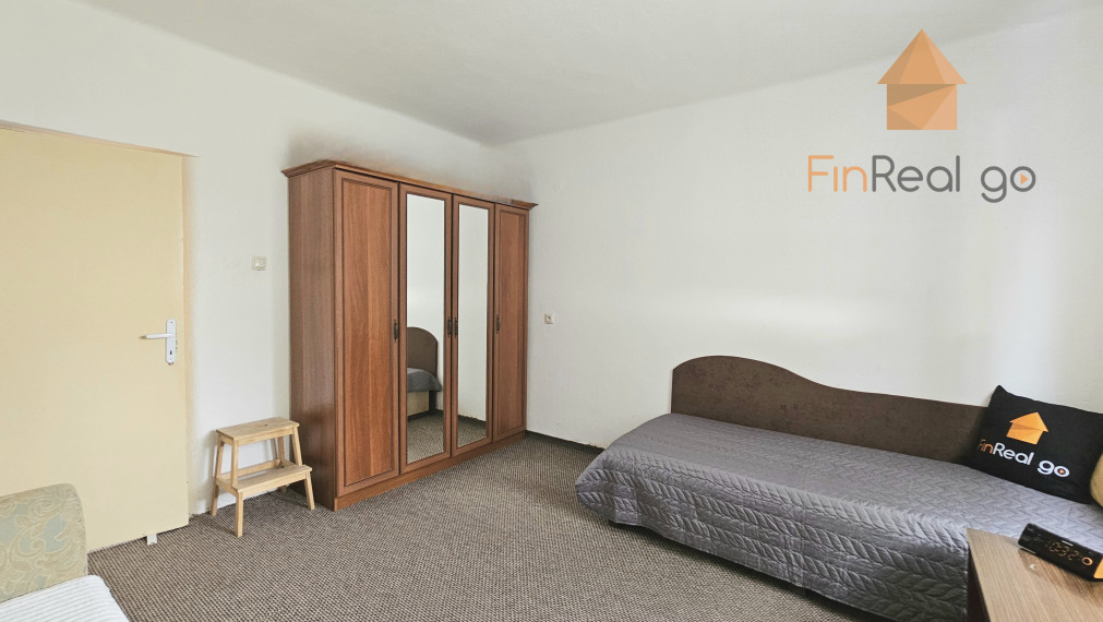 PREDAJ, 3- izbový rodinný dom, Kalná nad Hronom, časť Kalná