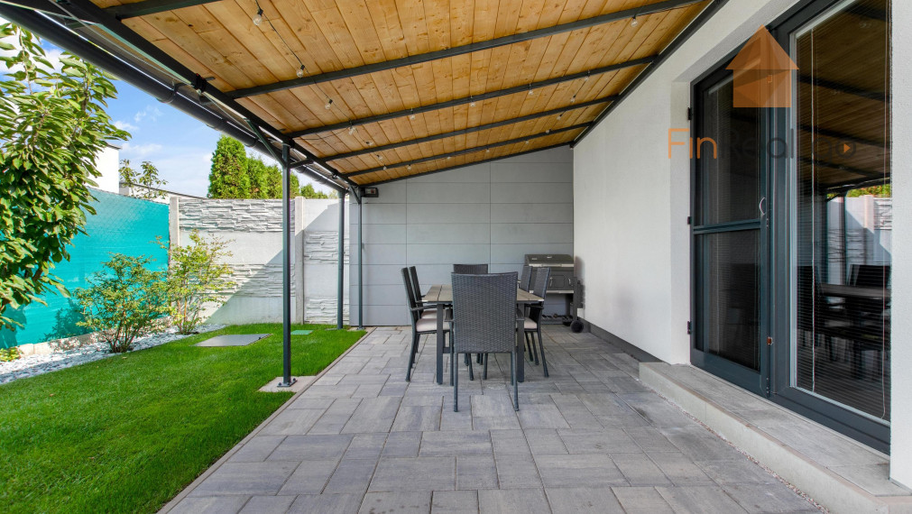 Rezervované-FINREALGO - PREDAJ -  4 izbový RD v Bernolákove