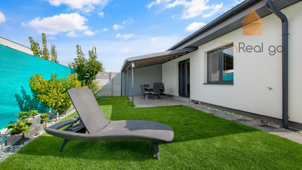 Rezervované-FINREALGO - PREDAJ -  4 izbový RD v Bernolákove