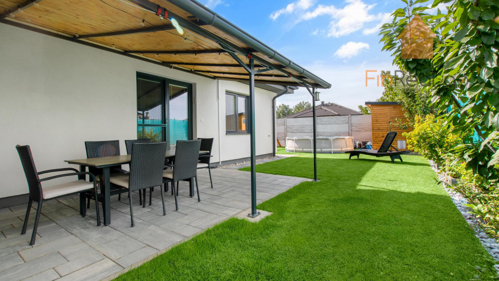 Rezervované-FINREALGO - PREDAJ -  4 izbový RD v Bernolákove