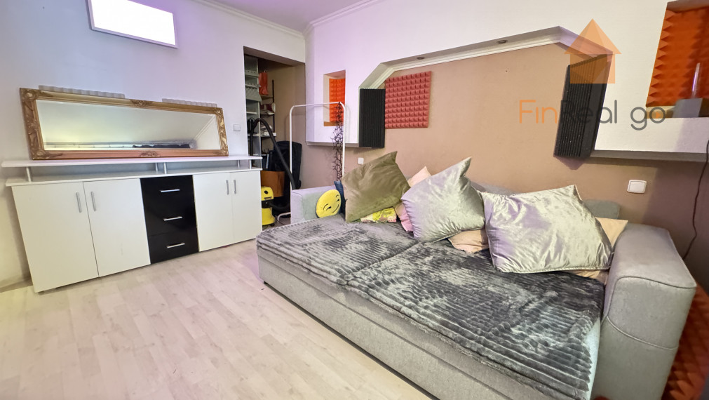 FINREALGO Znížená cena - NA PREDAJ - 3i Rodinný Dom v Trhová  Hradská so záhradou - 20 ročná stavba v tichej ulici