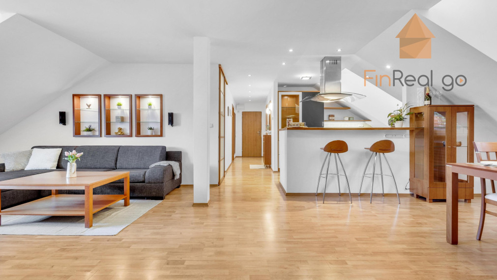 PREDAJ - podkrovný 3-izbový byt na Nivách - 500 bytov, Súťažná