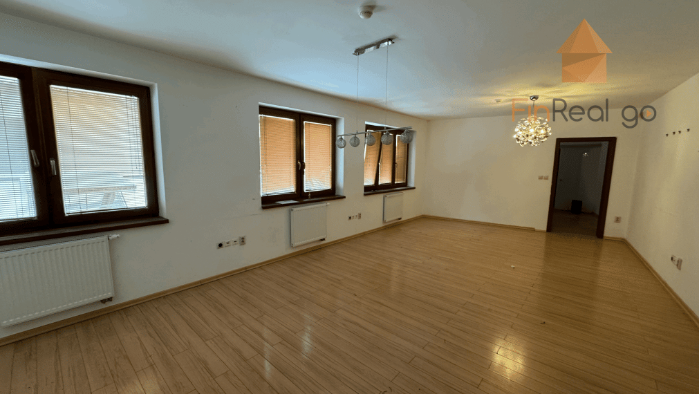 INVESTIČNÁ PRÍLEŽITOSŤ 168 m² + 8 m² terasa – OBCHODNÁ ULICA, STARÉ MESTO, BRATISLAVA I