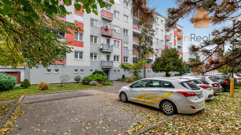 Predaj 3-izbového bytu s loggiou a balkónom – Vietnamská ulica, Ružinov – Bratislava