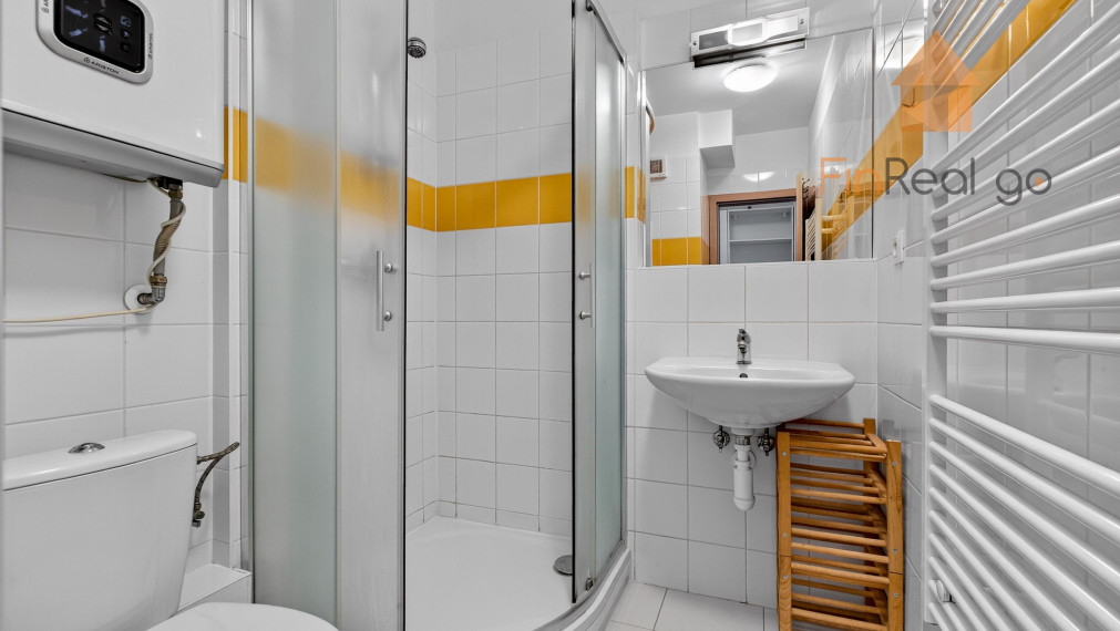 Na Predaj  svetlá zariadená garsónka Podunajských Biskupiciach -  Bratislava.