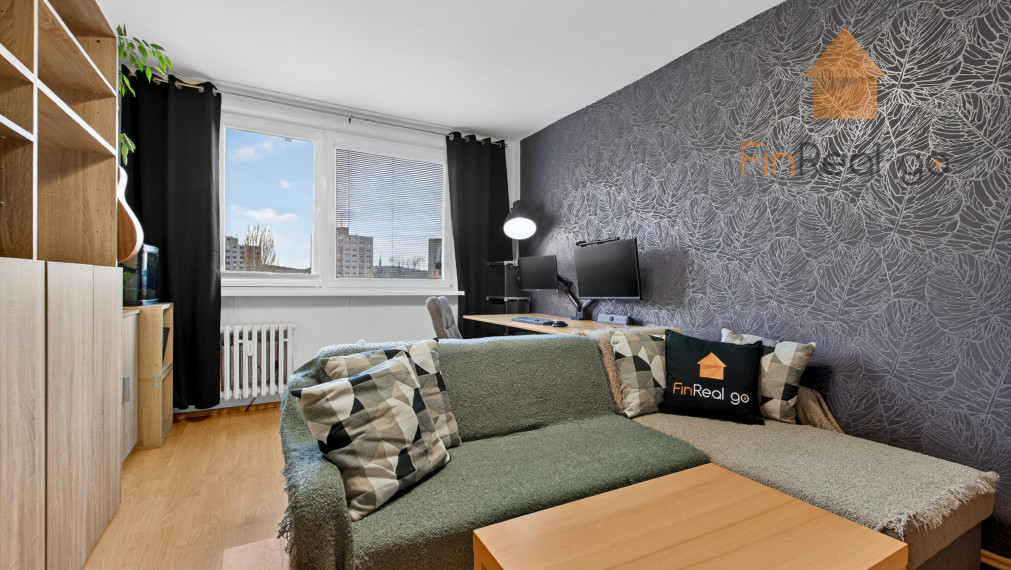 Predaj 2-izbový byt po čiastočnej rekonštrukcii, Dúbravka Pri Kríži