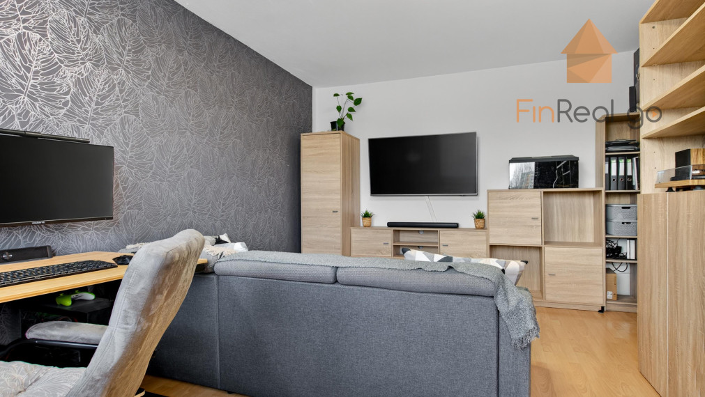 Predaj 2-izbový byt po čiastočnej rekonštrukcii, Dúbravka Pri Kríži