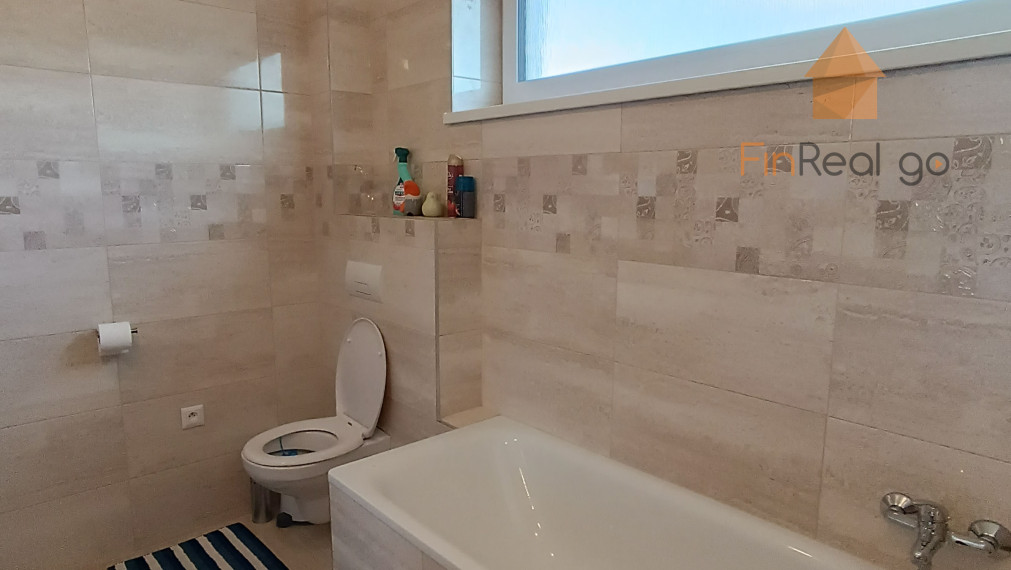 Na prenajom 3i byt Lehnice