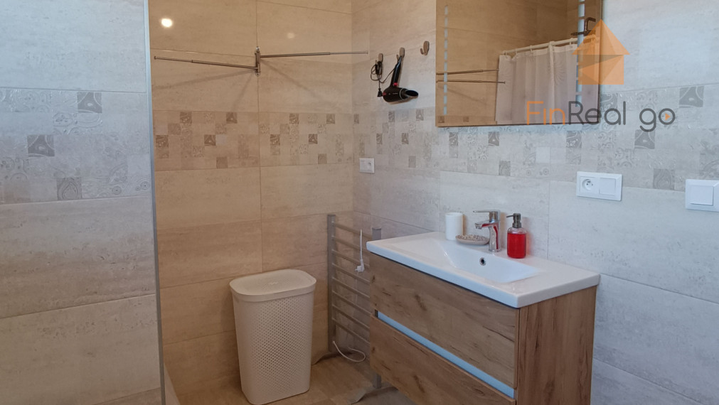 Na prenajom 3i byt Lehnice