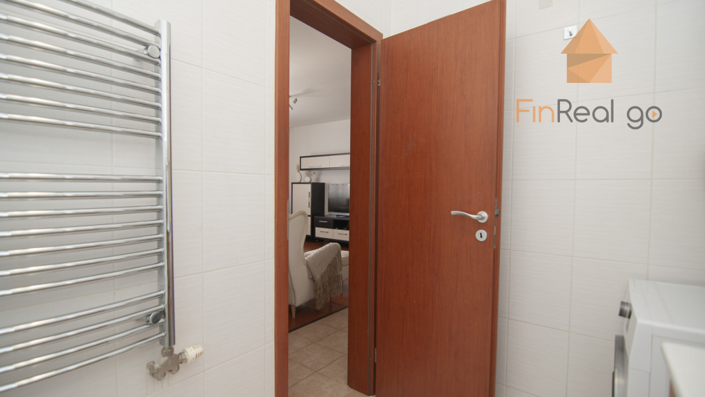 Prenájom 3-izb.byt 70m2 so šatníkom a loggiou, Šustekova ul.Petržalka