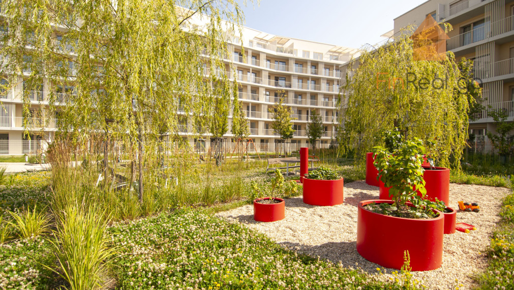 Predaj 2-izb.byt 62m2, kompletne zariadený v projekte Nový Ružinov, BA-II