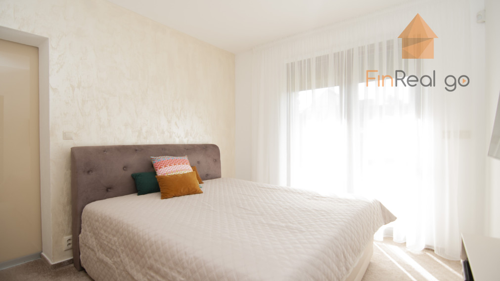 Predaj výnimočný rodinný dom s wellness zónou v srdci Slovenského Grobu