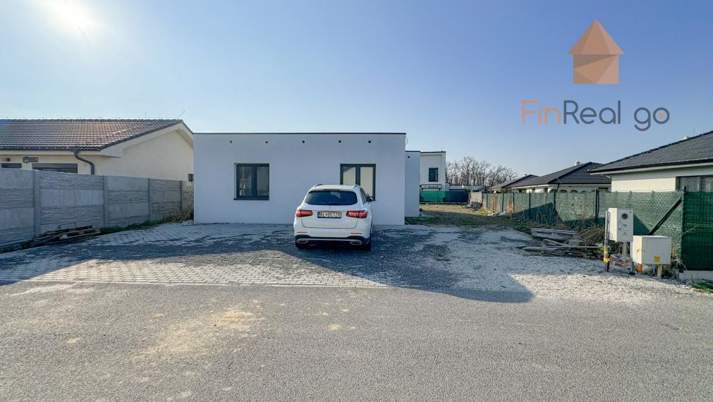 Predaj moderný 4-izb. RD s veľkorysou premyslenou dispozíciou, 664m2 pozemok, Miloslavov Alžbetin Dvor