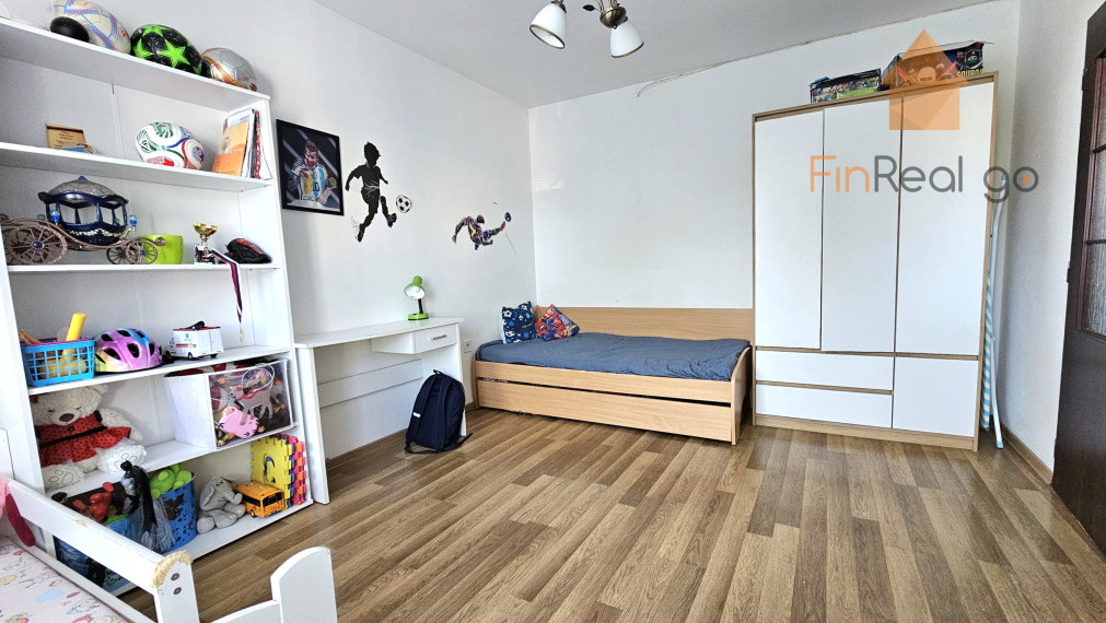PREDAJ, 2-izbový byt, kompletná rekonštrukcia, Levice