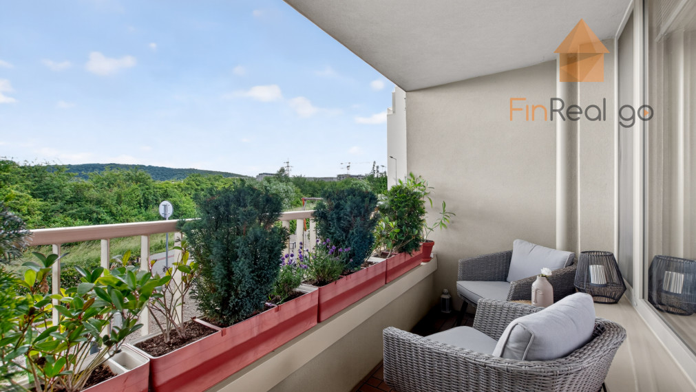 Predaj moderný kompletne zariadený 2-izbový byt s príjemnou lodžiou, Bory, Bratislava