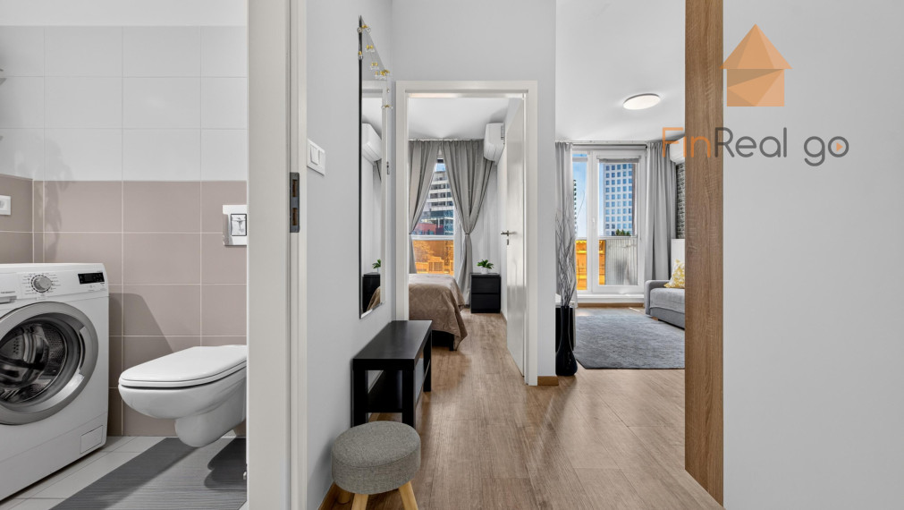 PREDAJ moderne zariadený 2-izb.byt, Apollis, Prievozská, Bratislava