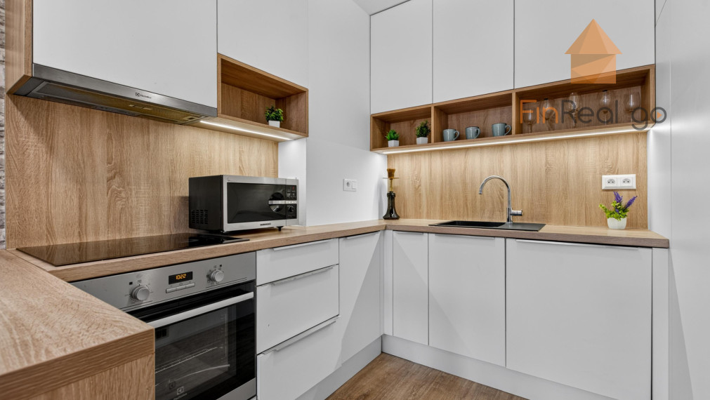 PREDAJ moderne zariadený 2-izb.byt, Apollis, Prievozská, Bratislava
