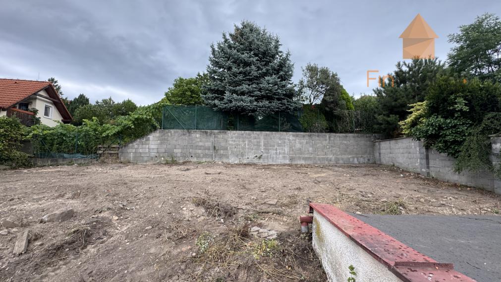 Stavebný pozemok na exkluzívnu vilu – Kalvárska ulica, Stupava
