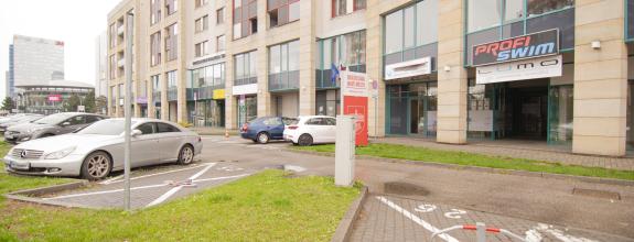 Prenájom obchodný priestor s výkladom 30m2, Vajnorská ul.BA-Nové Mesto