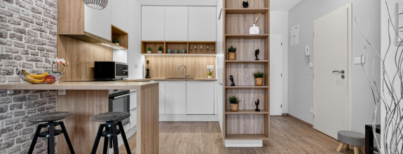 PREDAJ moderne zariadený 2-izb.byt, Apollis, Prievozská, Bratislava
