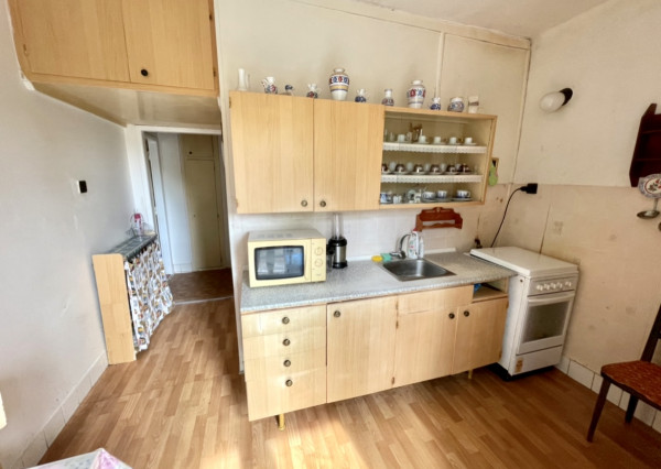 REZERVOVANÉ 2-izb. byt v pôvodnom stave v Ružinove na Svidníckej ulici neďaleko Štrkovca