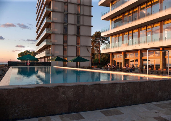 KOBULETI BEACH RESORT - BATUMI, ADJARA Gruzínsko