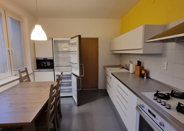 Na prenájom 3izbový byt Nitra