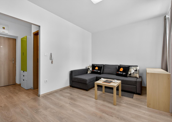 Na Predaj  svetlá zariadená garsónka Podunajských Biskupiciach -  Bratislava.