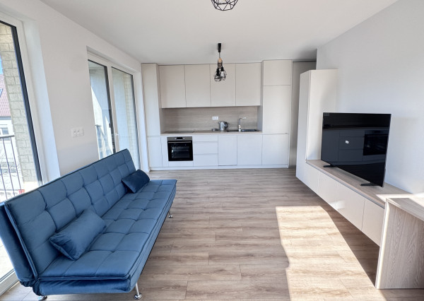 Prenájom - Úplne nový 2i byt s veľkým balkónom a parkovaním